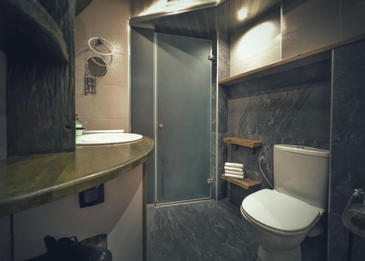 Тhe Bohemian Lodge-Entire House With Sauna Veliko Tarnovo Kültér fotó