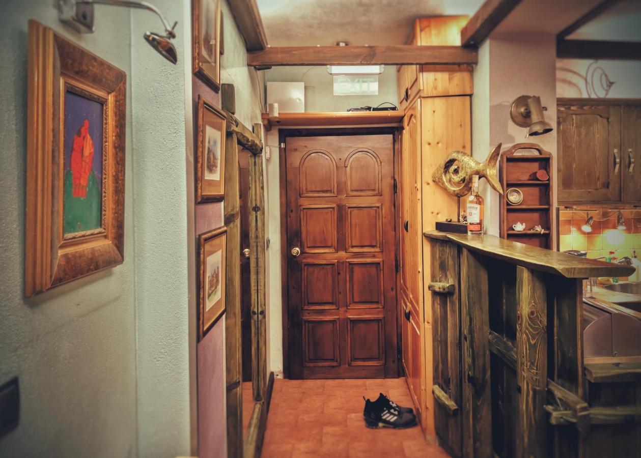 Тhe Bohemian Lodge-Entire House With Sauna Veliko Tarnovo Kültér fotó